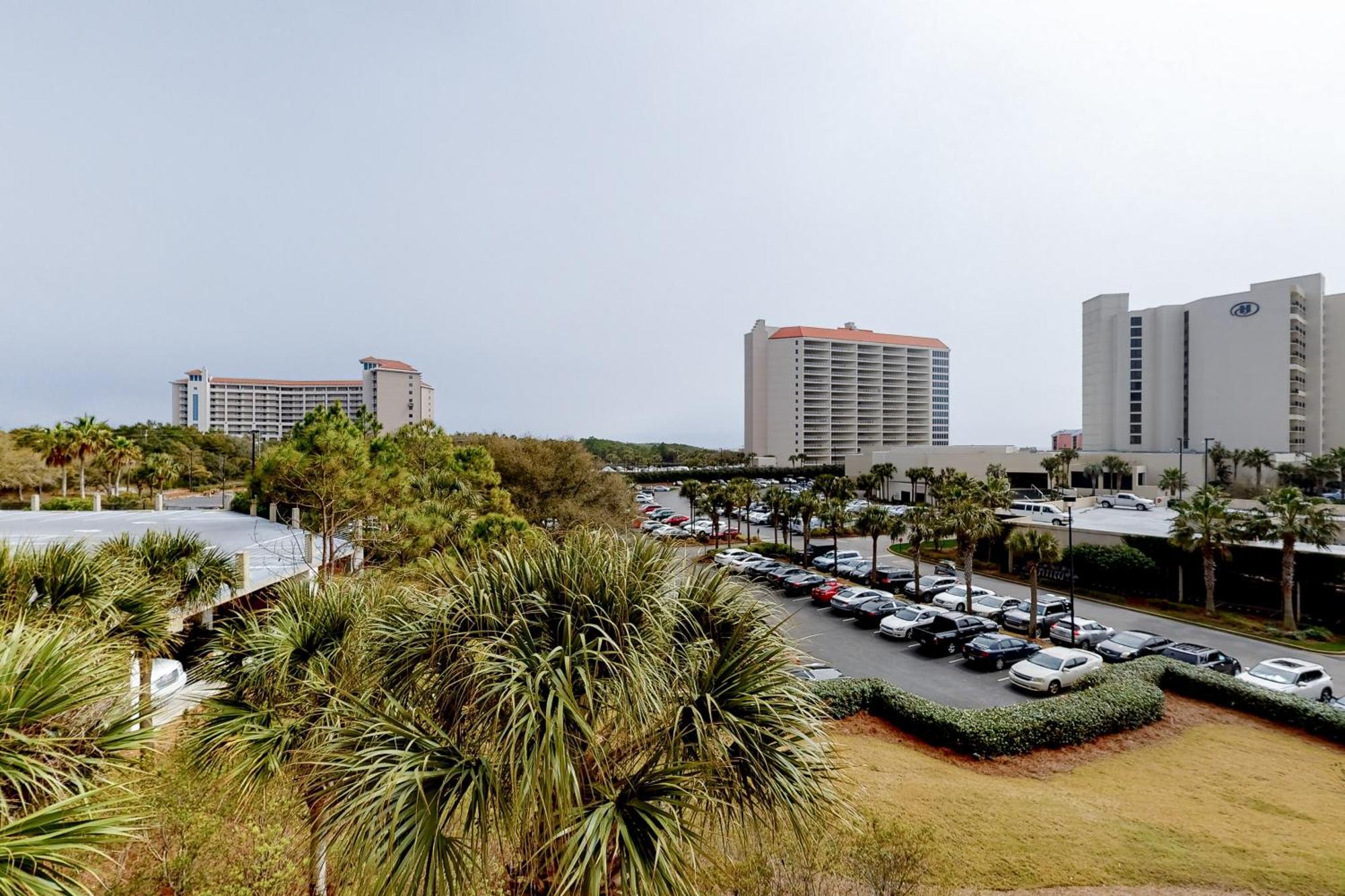 Luau Condos II Destin Room photo